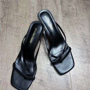 Dream Pairs Elegant Black Strappy Sandals
